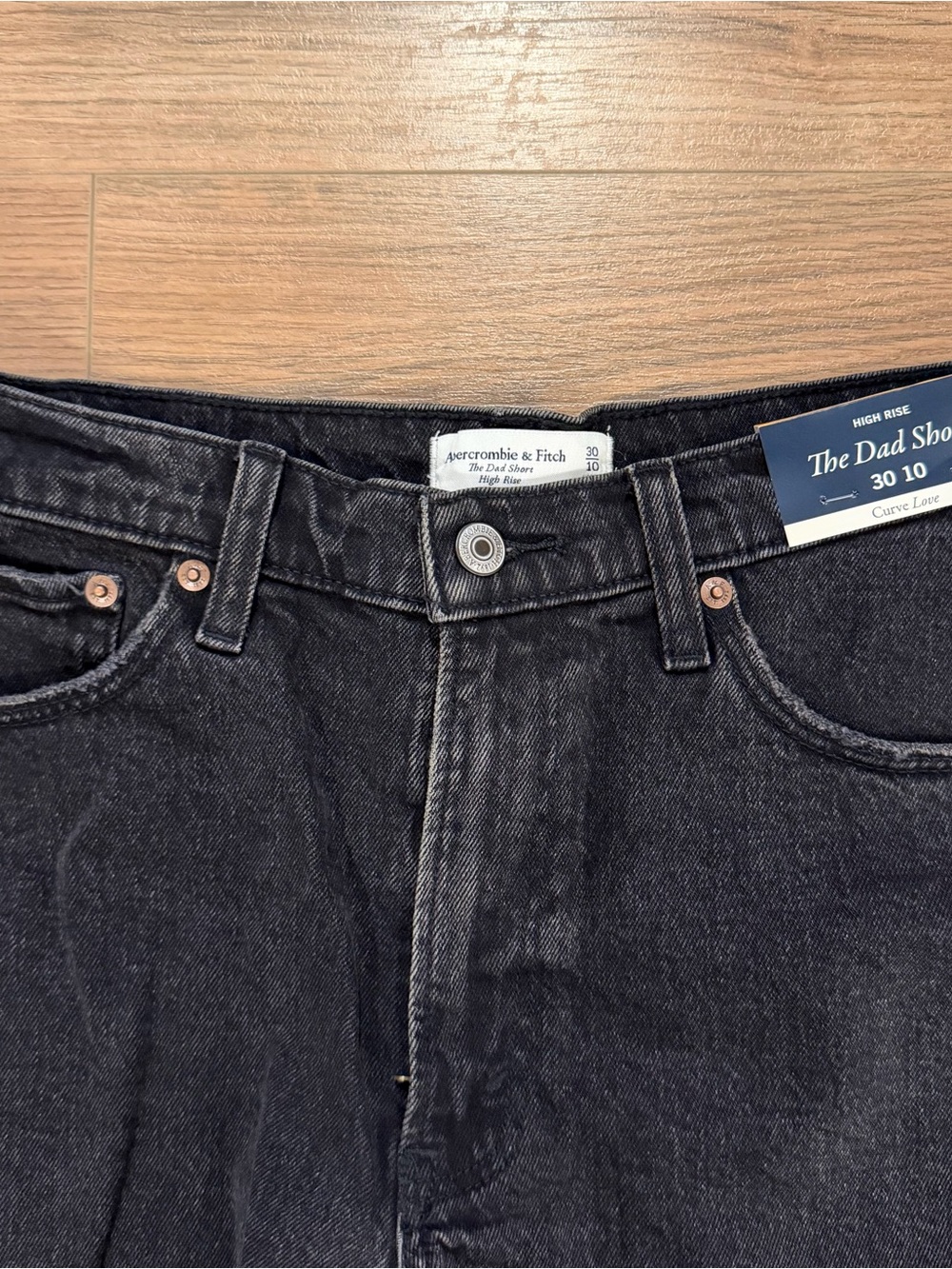 Abercrombie & Fitch The Dad Short - Picture 3 of 3